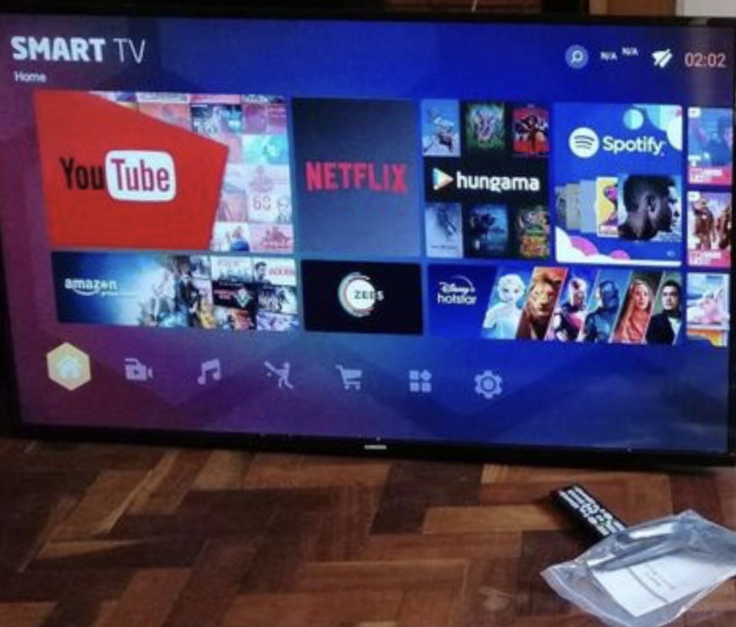 43” Samsung LED 4k pic quality smart tv