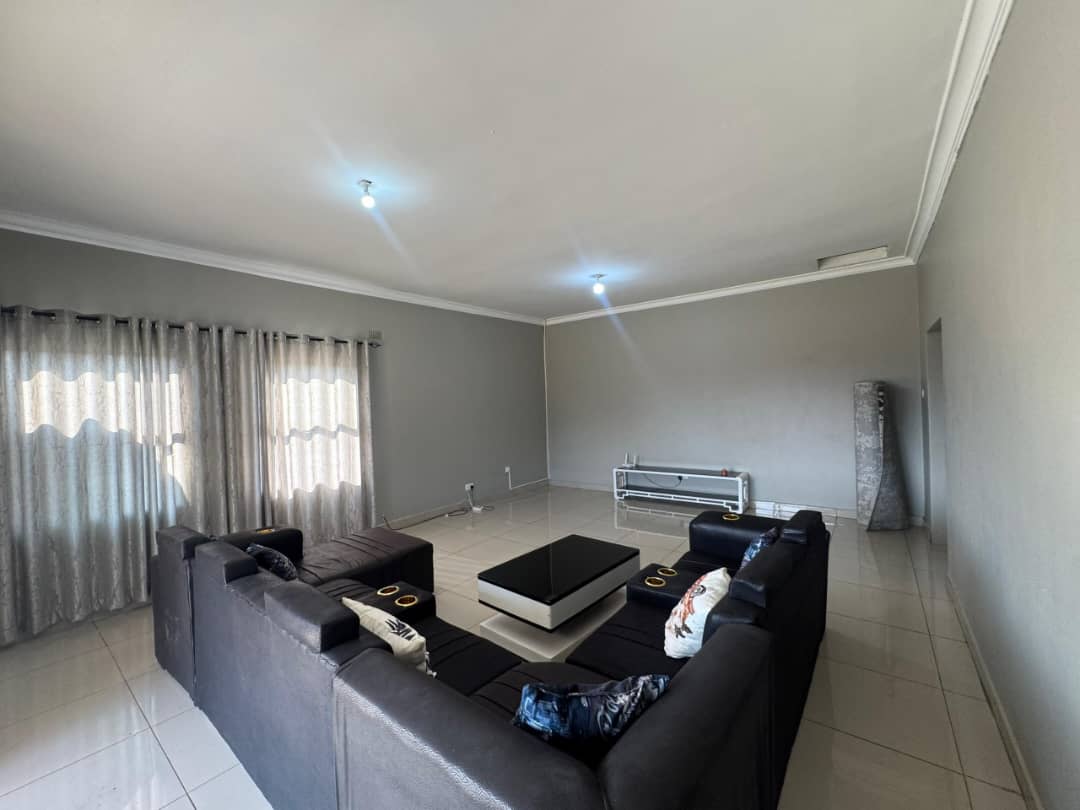 3 bed cluster in Helensville
