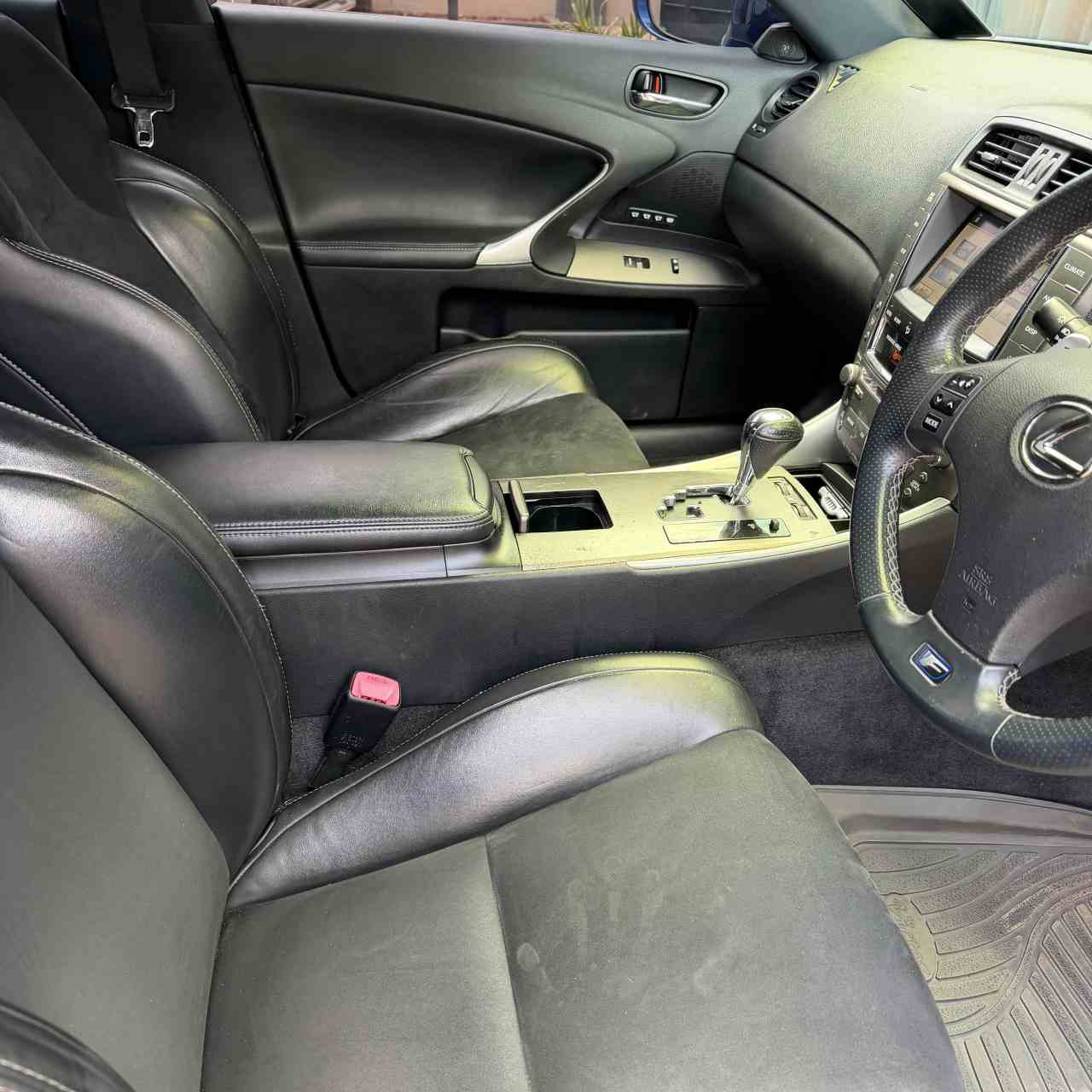 Lexus Is250